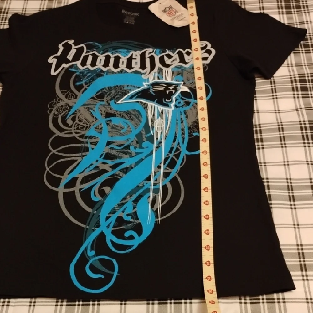Carolina Panthers Women's Reebok Black Graphic T-Shirt Large New - Picture 3 of 6